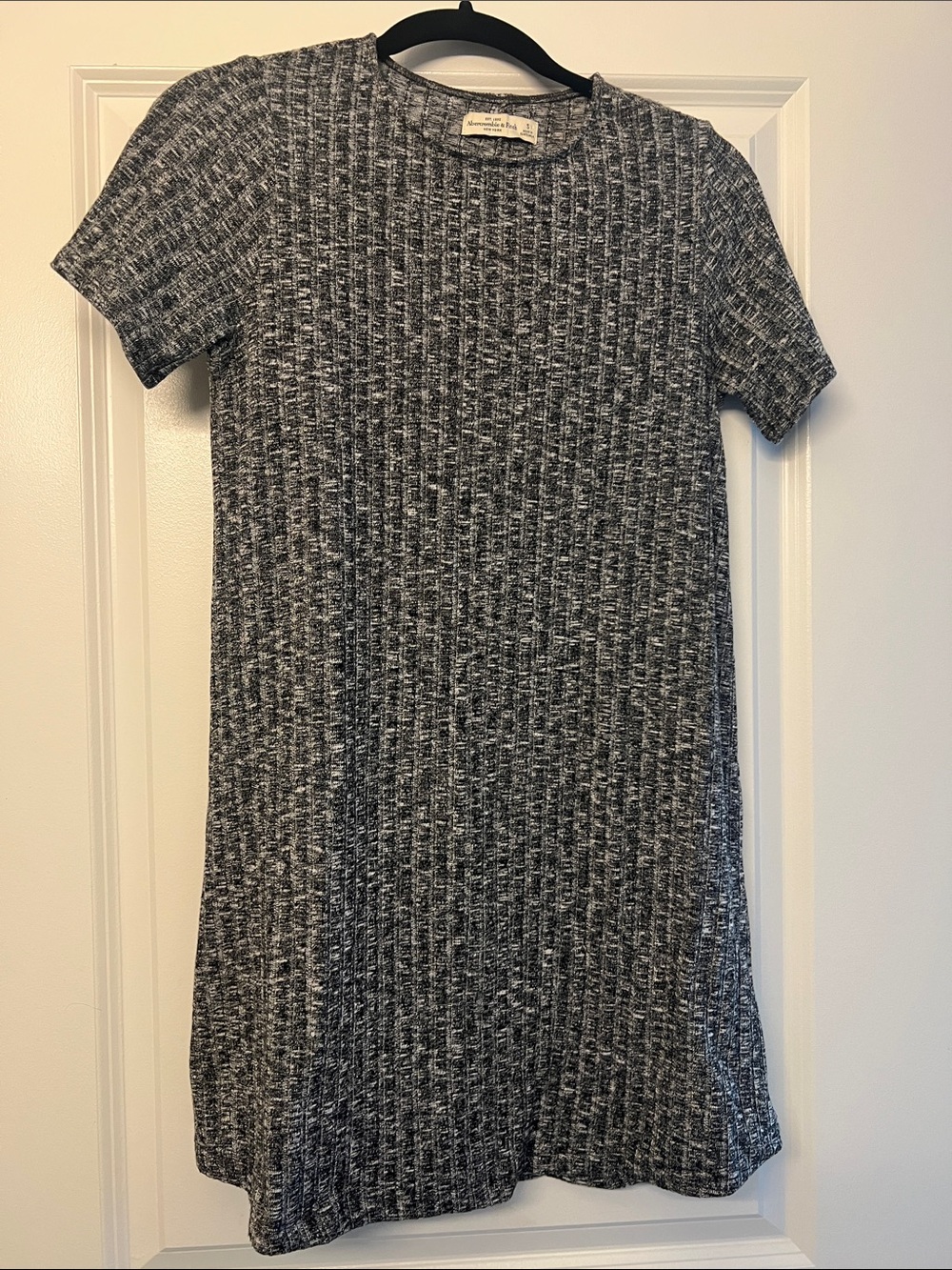 Abercrombie & Fitch Heathered Grey Ribbed Mini Dress